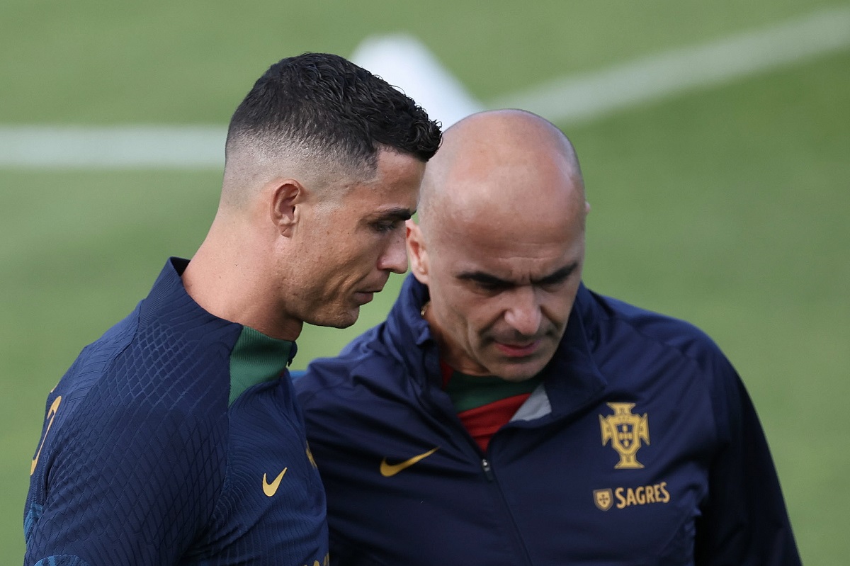 Cristiano Ronaldo y el seleccionador de Portugal Roberto Martínez
