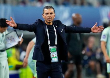 Federación mexicana garantiza continuidad de Lozano tras fracaso en Copa América