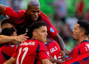 Costa Rica vence 2-1 a la eliminada Paraguay pero no alcanza y queda fuera de Copa América