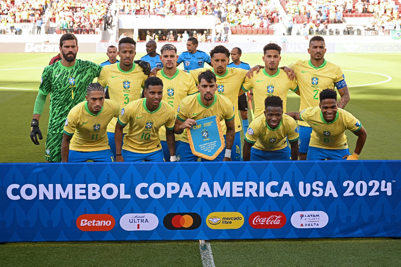 La selección brasileña que jugó frente a Colombia por la fase de grupos