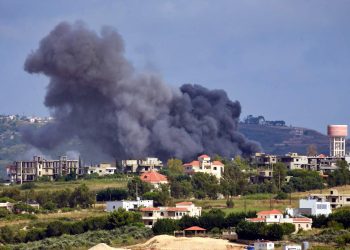 Masivo ataque de Hezbolá a Israel y expectativas de nuevas negociaciones sobre Gaza