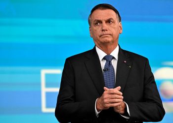 Policía de Brasil recomienda imputar a Bolsonaro por joyas saudíes
