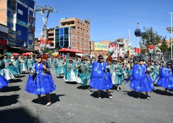 Este sábado se realiza la preentrada de la festividad de la Virgen del Carmen, en la zona 16 de Julio.de El Alto.