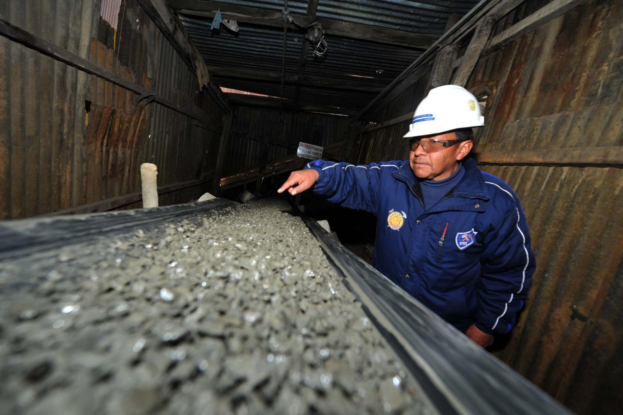 INE reporta ‘recuperación significativa’ de la minería con la exportación de plata, plomo y zinc