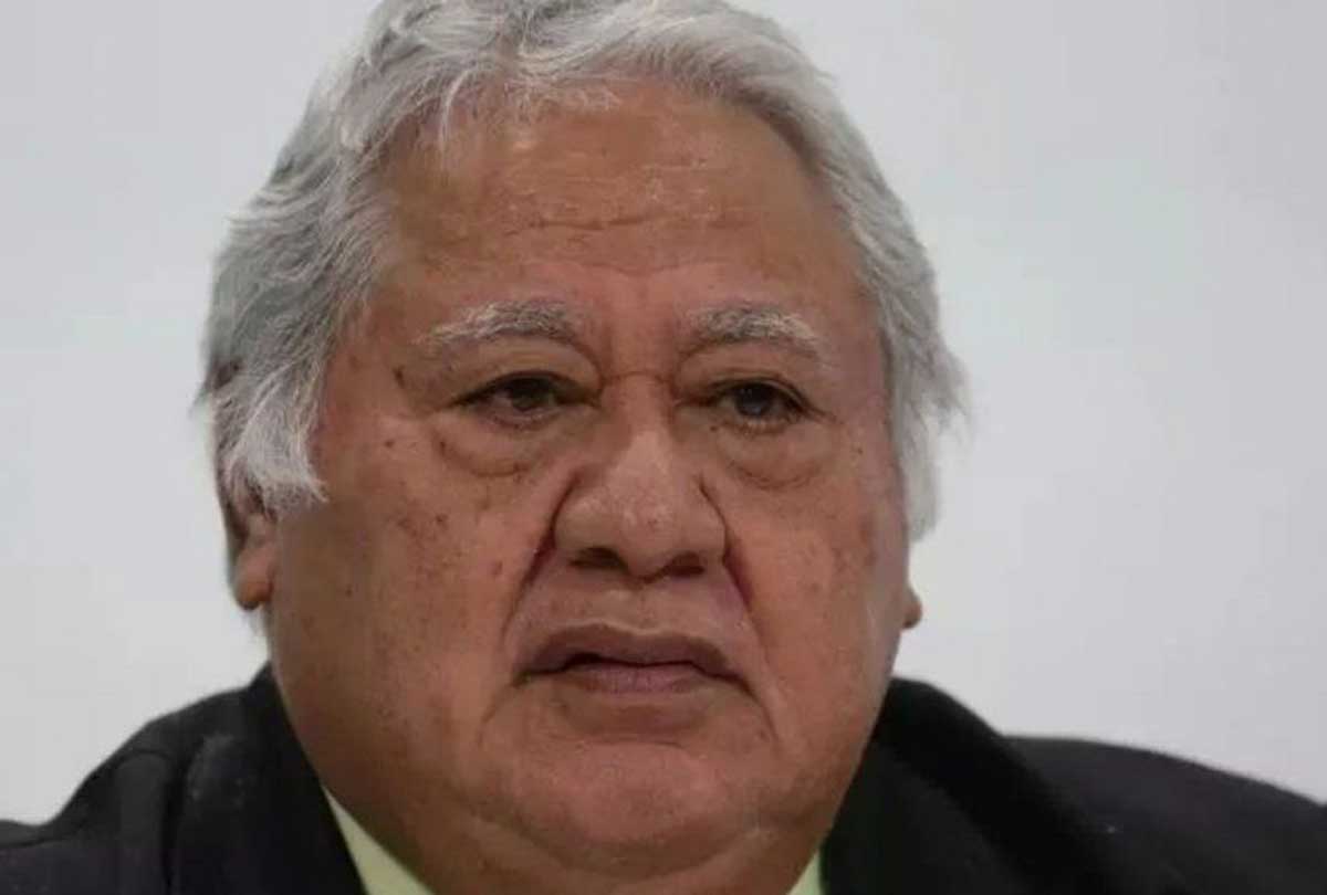 Líder de Samoa se dice ‘elegido por Dios’ y se aferra al poder