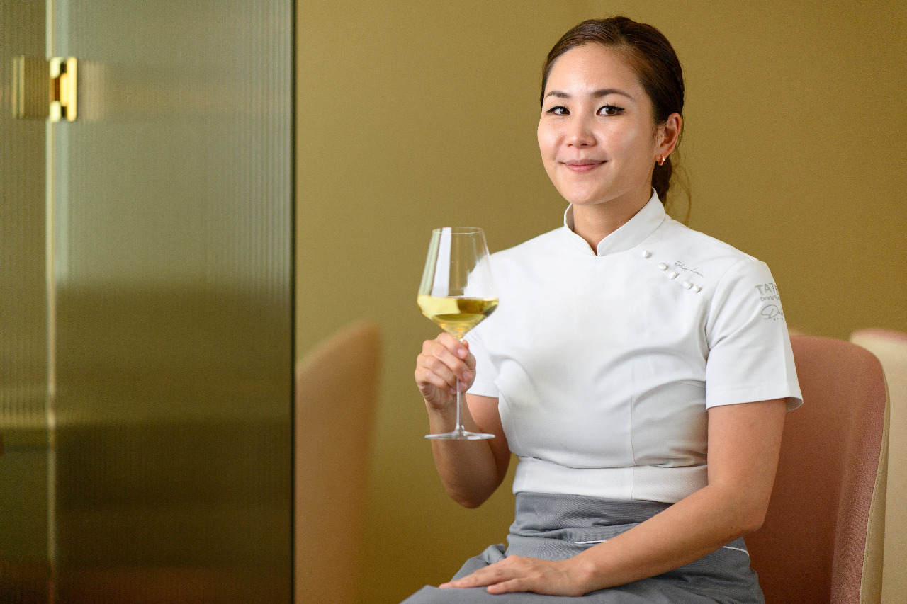 La chef Vicky Lau de Hong Kong lleva el feminismo a las cocinas