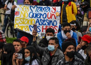 Colombia cumple un mes de estallido social con nuevas víctimas en masivas protestas