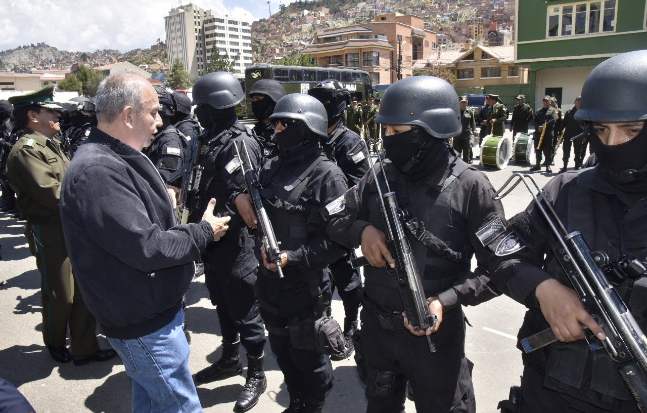 Investigan tentáculos de Murillo en la Policía Boliviana