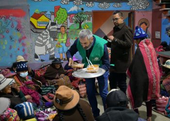 El refugio de invierno en la Terminal de Buses de La Paz abre sus puertas
