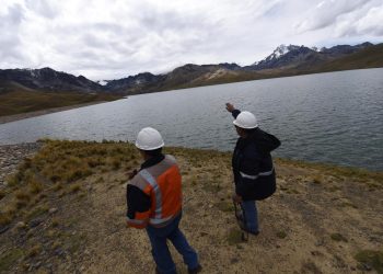 El agua de La Paz es sometida a análisis, el resultado apunta a márgenes seguros