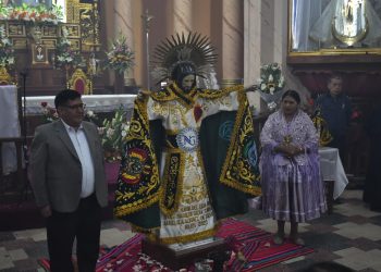 El Gran Poder está cerca, el Tata ya luce su nuevo manto