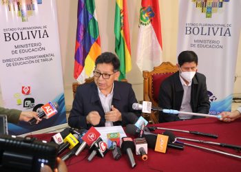 El ministro de Educación, Édgar Pary, descartó la ampliación del horario de invierno y adelantar vacaciones.