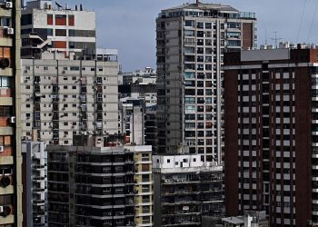 edificios_de_departamentos_en_buenos_aires.jpg