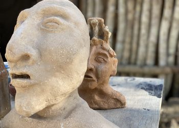 Imagen referencia de piezas arqueológicas mayas. (Son artesanías)