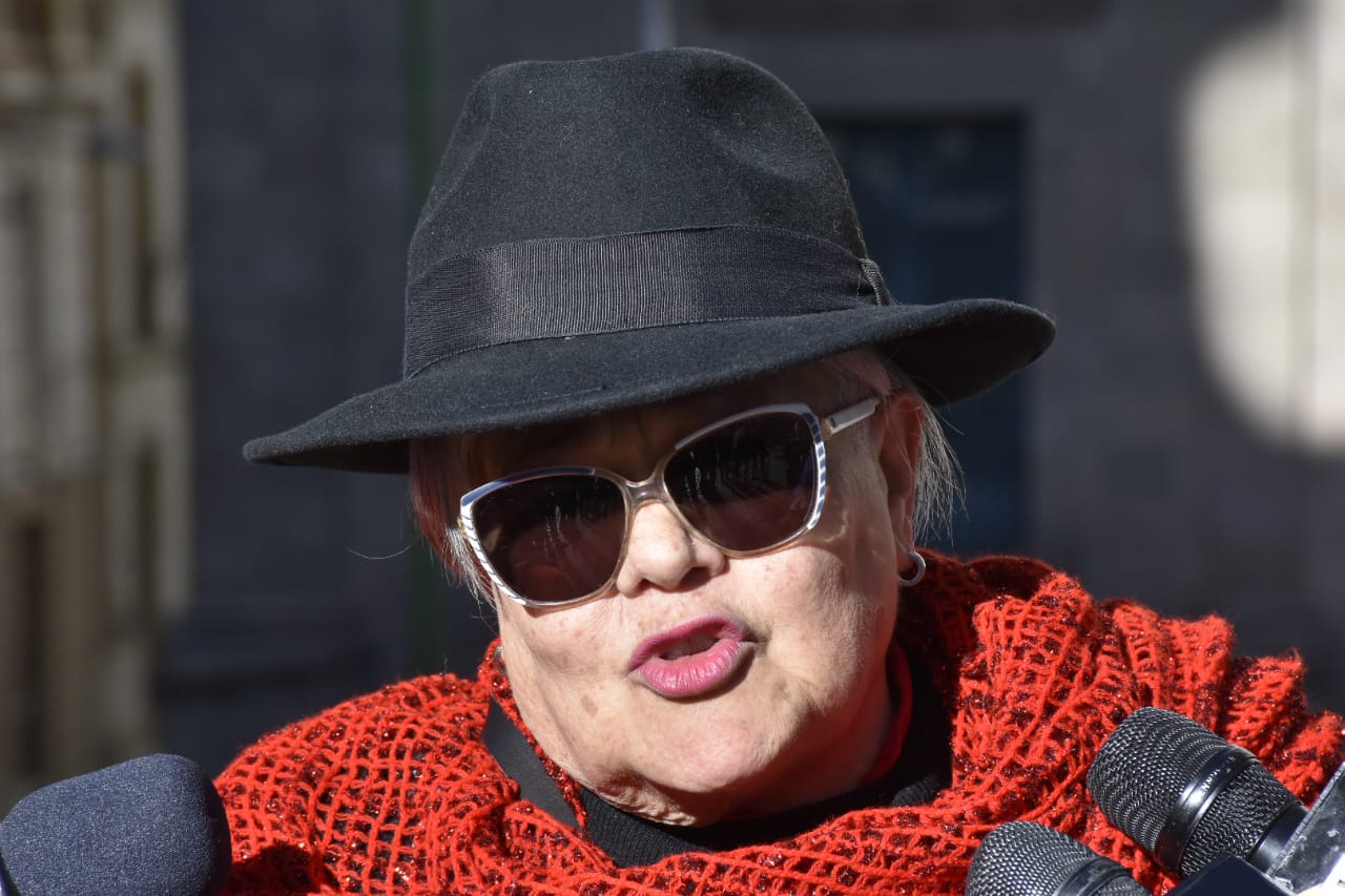 La senadora Silvia Salame respondió a CC en una rueda de prensa en la plaza Murillo, este sábado.