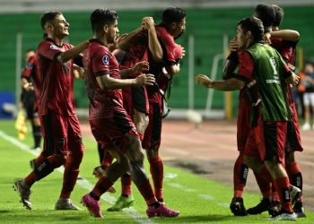 Newell’s, Millonarios, Guaraní y tres brasileños por los octavos de la Sudamericana