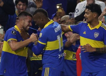 Boca gana 1-0 a Colo Colo y pasa a octavos de la Libertadores