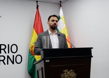 Del Castillo: La ‘principal hipótesis’ es que la droga ingresó por la puerta 5, a cargo de las FFAA y Naabol