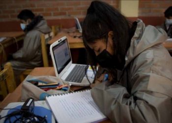 Oruro determina ampliar el horario de invierno