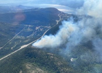 Fuego de Quebec llega a EEUU