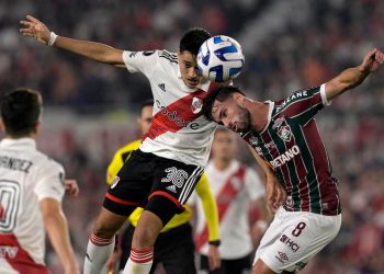 River ganó 2-0 a Fluminense y sigue con vida en la Libertadores
