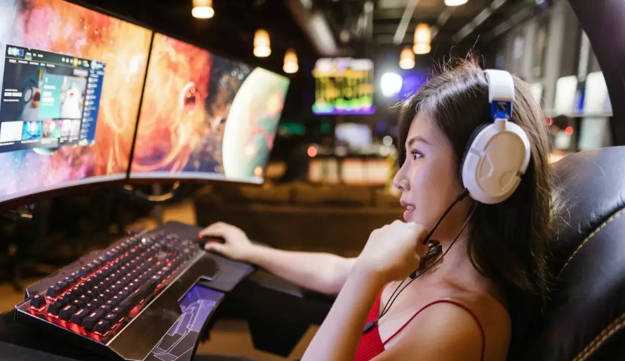 Mujer gamer. Imagen de Antena2