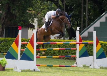 Binomio cruceño de Zalles y Cyrana se impone en Mayores A de la Copa FEI