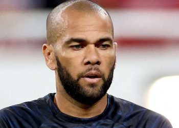 Audiencia de Barcelona mantiene a Dani Alves en prisión provisional