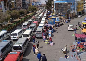Con la restricción vehicular, el flujo de circulación de vehículos redujo en 30%.