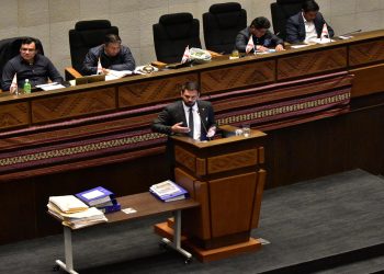 Tras 21 días, Del Castillo volverá a la Asamblea; hablará del traslado de policías en los 36 días de paro