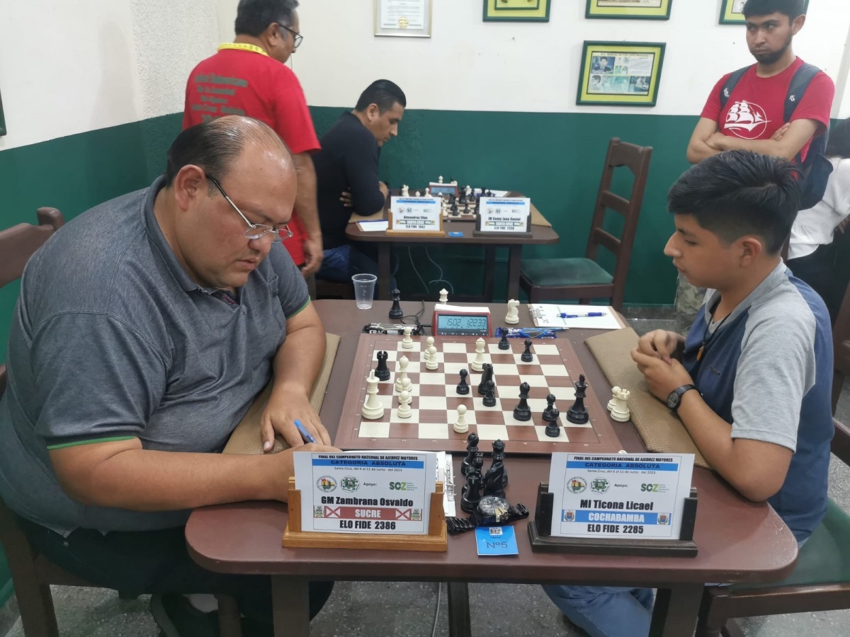 Cochabambino Ticona se convierte en el ajedrecista más joven en ganar la Final Nacional Mayores