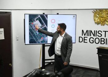 Ministro revela que menor depositaria del ‘narcovuelo’ ya recibió más de ocho envíos en 2021