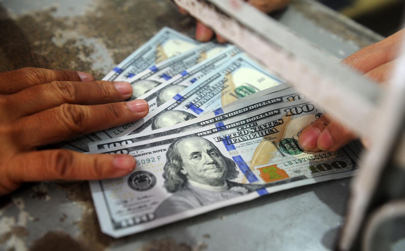 dolares.jpg