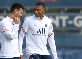 Mbappé lamenta la salida de Messi y celebra continuar en el PSG