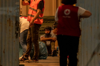 Rescatados del naufragio en Grecia