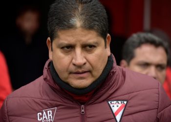 Óscar Villegas se perderá tres jornadas de la temporada