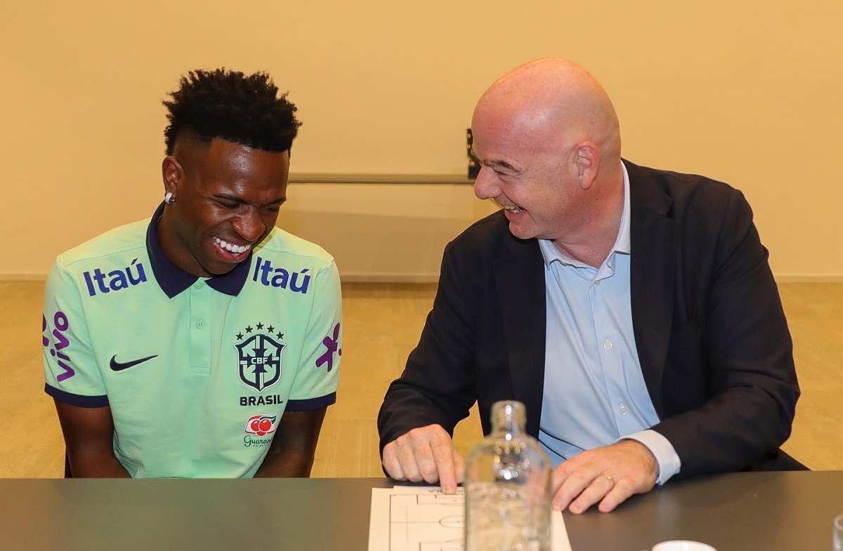 FIFA creará con Vinicius un grupo de trabajo contra el racismo