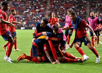 Joselu mete a España en la final de la Liga de Naciones