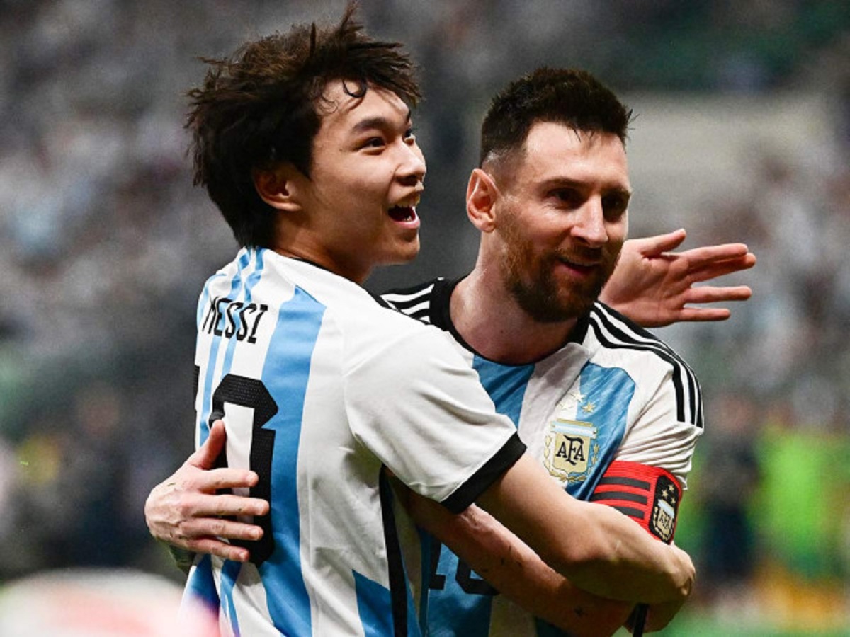 Detenido el hincha que saltó al estadio para abrazar a Messi