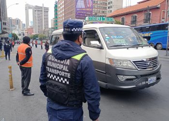 Vehículos del transporte público están exentos de decomisos de placas por falta de pago de impuestos.