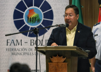 Arce habla de ‘interese oscuros’ que buscan convulsionar la economía en base al ‘desgaste’
