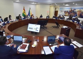 Arce convoca este sábado a un gabinete ampliado para una evaluación de la gestión