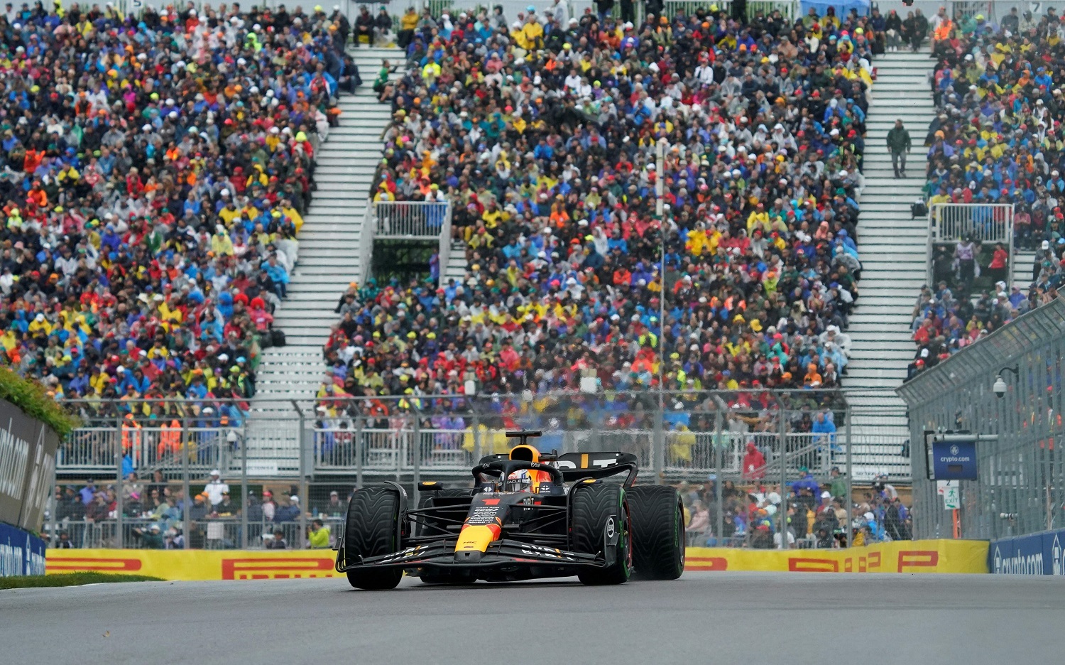 Verstappen domina bajo la lluvia el último ensayo del Gran Premio de Canadá de F1