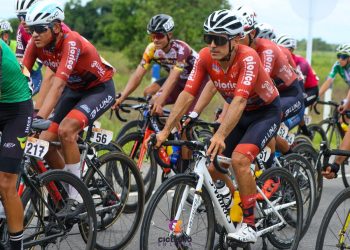 Castiblanco se mete dentro del Top-20 en la Vuelta a Colombia