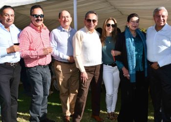 Especial despedida a la embajadora de México