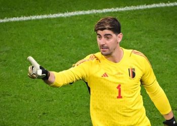Courtois se enfada por no ser capitán y no viaja con Bélgica