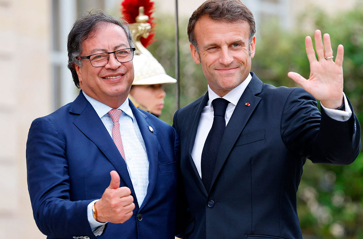 gustavo_petro_macron_paris.jpg