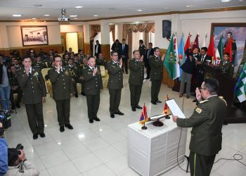 El comandante de la Policía, general Álvaro Álvarez, posesionó a cuatro comandantes departamentales y al Director Nacional de la FELCN.