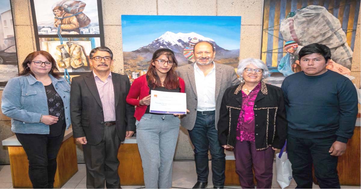Marina Garrón, Carlos Romero, Marianela Poma, Marcelo Escóbar, Eliana Mejía y Pastor Villanueva.