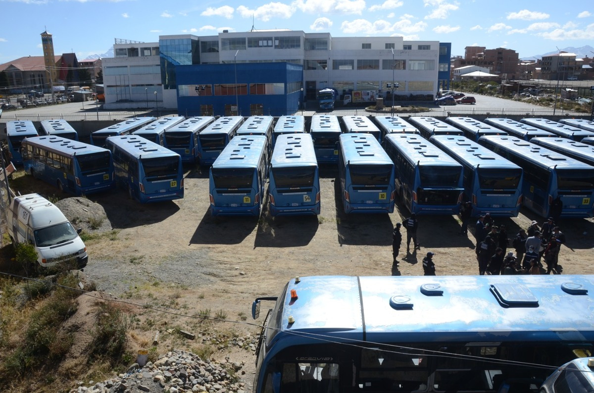 Wayna Bus